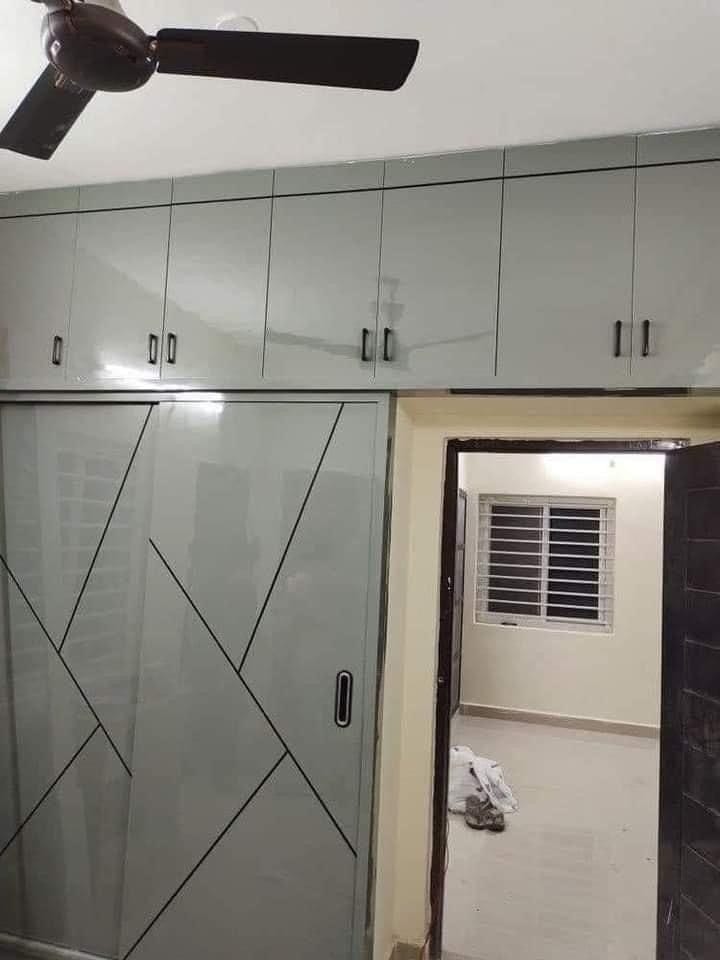 Study room furniture