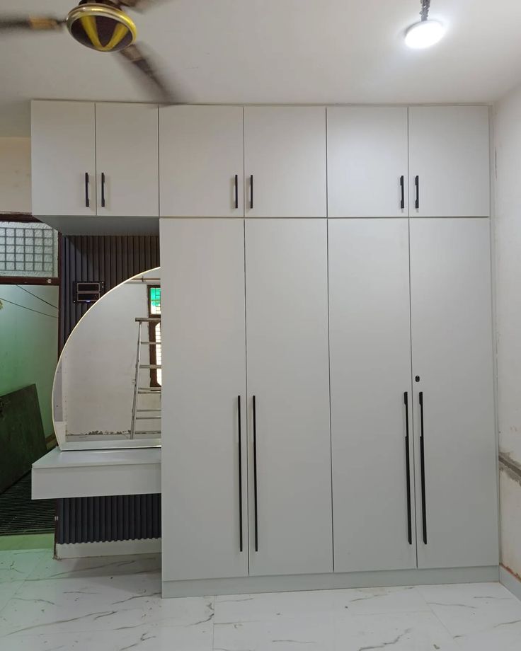 Walk-in wardrobe design